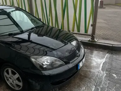 Gebraucht Mitsubishi Colt 98 PS (72 kW) 2008 Schwarz Limousine
