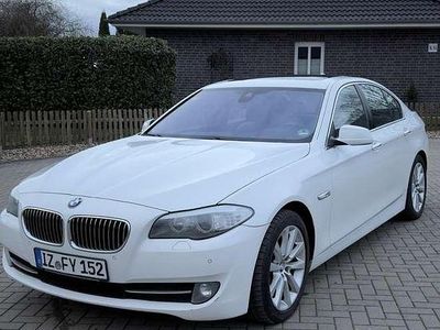 Gebraucht BMW 520 184 PS (135 kW) 2012 Weiß Limousine