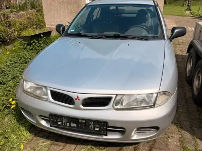 Occasion Mitsubishi Carisma 90 PK (66 kW) 1997 Zilver Sedan