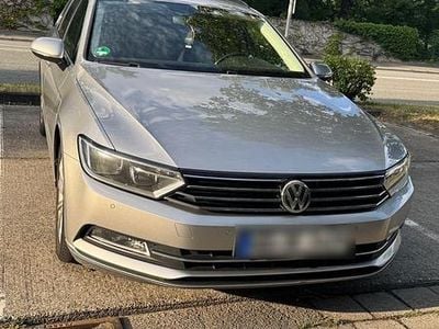 Grau Gebraucht 2015 VW Passat Kombi | 7.999 € (Guter Preis)