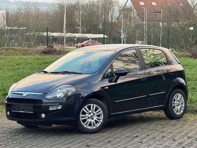 Gebraucht Fiat Grande Punto Dynamic 65 PS (47 kW) 2012 Schwarz Kleinwagen