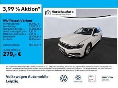 Gebraucht VW Passat Business 150 PS (110 kW) 2023 Weiß (gletscherweiß metallic) Kombi
