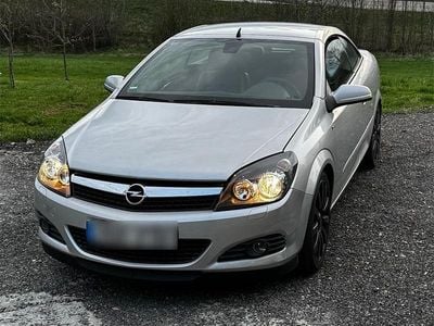 Gebraucht Opel Astra Cabriolet OPC 140 PS (102 kW) 2007 Silber Cabrio