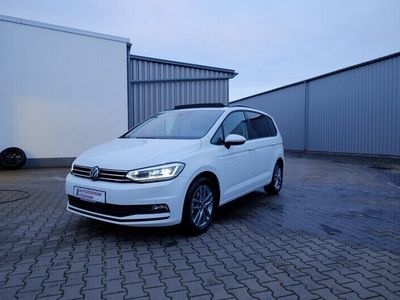 Gebraucht VW Touran S 150 PS (110 kW) 2024 Weiß Van / Kleinbus