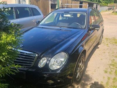 Mercedes E220