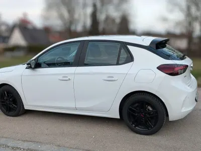 Używany Opel Corsa 101 KM (74 kW) 2020 Biały Hatchback