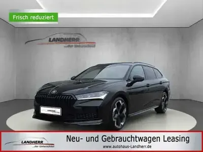 Nuova Skoda Superb SportLine 193 CV (141 kW) 2025 Grigio Station wagon