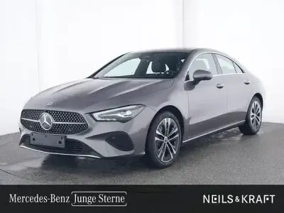 Gebraucht Mercedes CLA200 Progressive 163 PS (119 kW) 2025 Grau Coupé