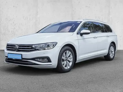 Gebraucht VW Passat Business 150 PS (110 kW) 2024 Gletscherweiß (metallic) Kombi