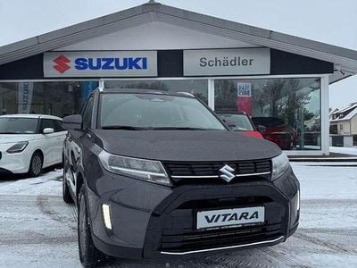 Neu Suzuki Vitara Comfort 110 PS (80 kW) 2026 Grau SUV