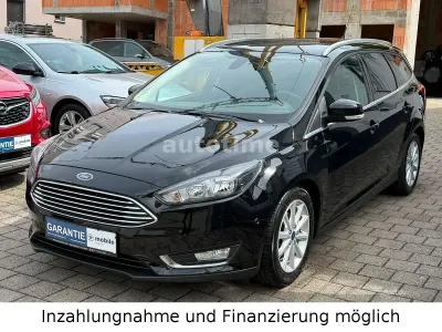 Gebraucht Ford Focus Titanium 125 PS (91 kW) 2016 Schwarz Kombi