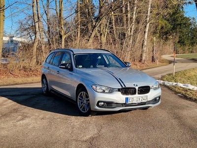 Silber Gebraucht 2016 BMW 318 Kombi | 9.999 € (Guter Preis)