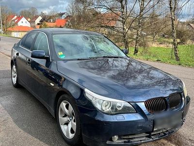 BMW 525
