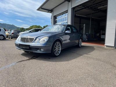 Gebraucht Mercedes E280 190 PS (139 kW) 2006 Blau Limousine