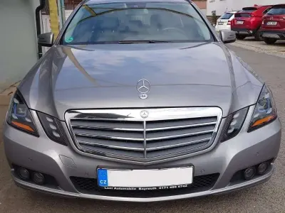 Gebraucht Mercedes E250 Elegance 204 PS (150 kW) 2012 Grau Kombi