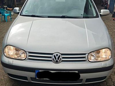 Gebraucht VW Golf IV Basis 105 PS (77 kW) 2000 Silber Limousine