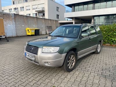 gebraucht Subaru Forester 2.0 Comfort 4x4 " mit Gas anlage LPG "