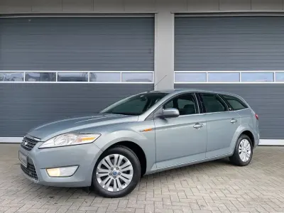 Gebraucht Ford Mondeo Ghia 145 PS (106 kW) 2007 Grau Limousine