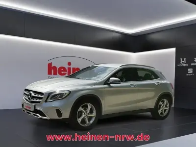 Gebraucht Mercedes GLA180 Urban 122 PS (89 kW) 2018 Silber SUV
