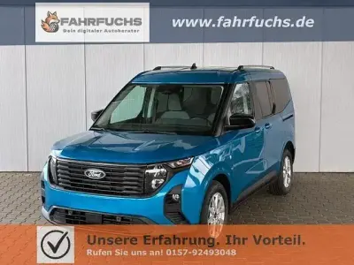 Neu Ford Tourneo Courier Titanium 125 PS (91 kW) 2026 Andere Van / Kleinbus