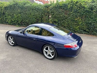 Porsche 911 Carrera