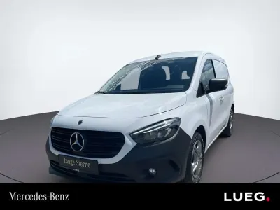 Gebraucht Mercedes Citan 112 116 PS (85 kW) 2023 Arktikweiß Van / Kleinbus