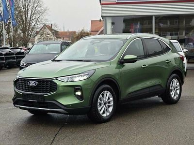 Gebraucht Ford Kuga Titanium 186 PS (136 kW) 2024 Grün SUV