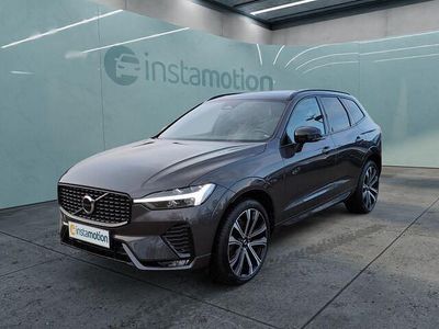 Grau Gebraucht 2022 Volvo XC60 R-Design SUV | 44.750 € (Etwas zu teuer)