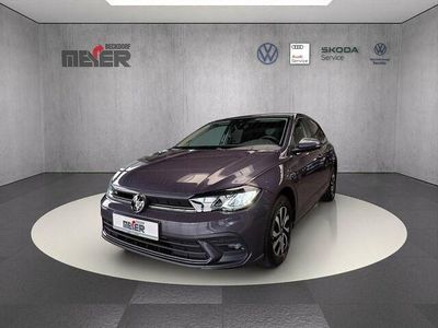 Gebraucht VW Polo Active 95 PS (69 kW) 2023 Rauchgrau Limousine