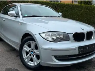 Usado BMW 116 Lifestyle 116 CV (85 kW) 2011 Plateado Utilitario