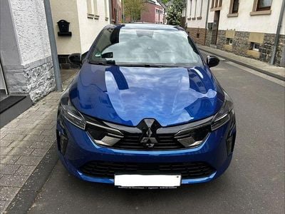 Second-hand Mitsubishi Colt Select 91 CP (66 kW) 2024 Albastru Hatchback