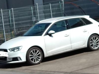 gebraucht Audi A3 Sportback sport Navi/Xenon/8-fach bereift