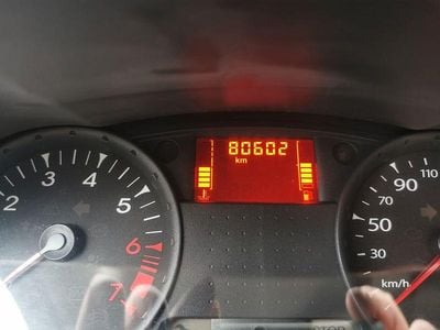 Second-hand Renault Clio II Dynamique 75 CP (55 kW) 2009 Alb Berlinǎ