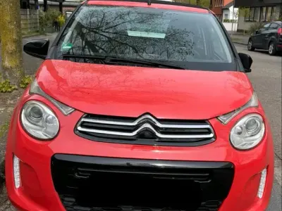 Second-hand Citroën C1 Feel 82 CP (60 kW) 2015 Roșu Hatchback