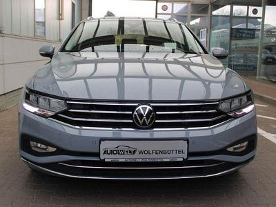 Grau Gebraucht 2023 VW Passat Elegance Kombi | 23.990 € (Fairer Preis)