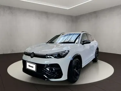 Neu VW Tiguan R-line 150 PS (110 kW) 2026 Pure white SUV