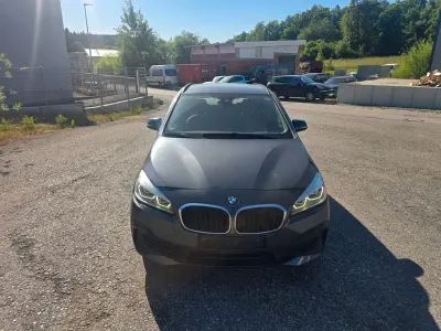 Gebraucht BMW 218 Active Tourer Advantage 140 PS (102 kW) 2018 Grau Van / Kleinbus