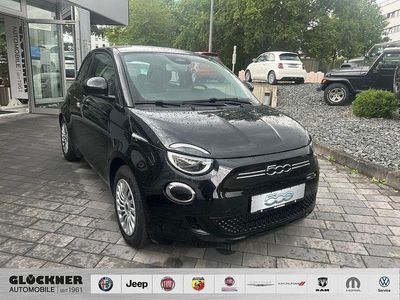 Schwarz Gebraucht 2023 Fiat 500e Basis Limousine | 24.990 € (Teuer)
