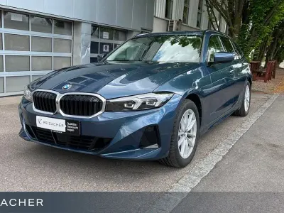 Używany BMW 320 Sport Line 190 KM (139 kW) 2025 Niebieski Sedan/Limuzyna