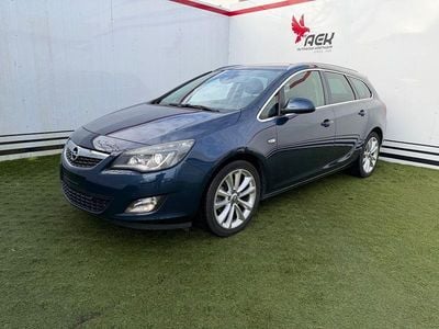 Gebraucht Opel Astra Innovation 179 PS (131 kW) 2011 Blau Kombi