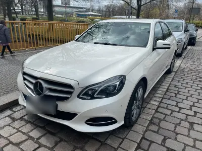 Gebraucht Mercedes E300 252 PS (185 kW) 2013 Weiß Limousine