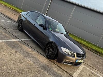Grau Gebraucht 2006 BMW 325 M Performance Limousine | 7.000 €