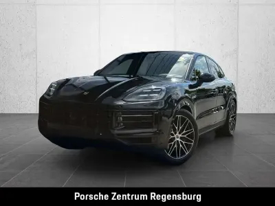 Gebraucht Porsche Cayenne E-Hybrid 470 PS (345 kW) 2024 Schwarz SUV