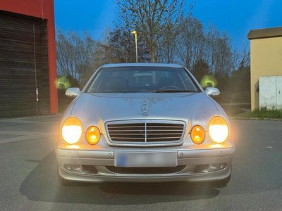 Gebraucht Mercedes CLK200 136 PS (100 kW) 2000 Silber Coupé