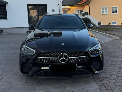 Gebraucht Mercedes E300 AMG line 194 PS (142 kW) 2021 Schwarz Kombi
