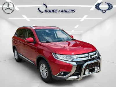 Gebraucht Mitsubishi Outlander 150 PS (110 kW) 2016 Rot SUV