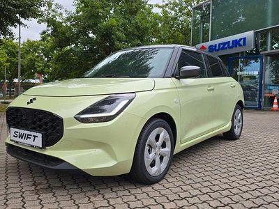 Neu Suzuki Swift Comfort 83 PS (61 kW) 2025 Gelb Kleinwagen