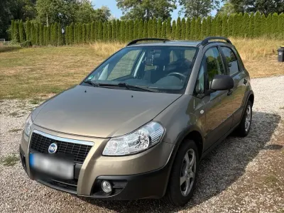 Gebraucht Fiat Sedici 107 PS (78 kW) 2007 Gold SUV