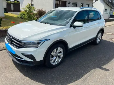 Gebraucht VW Tiguan Active 150 PS (110 kW) 2022 Weiß SUV
