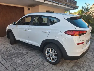 Gebraucht Hyundai Tucson Select 177 PS (130 kW) 2019 Weiß SUV